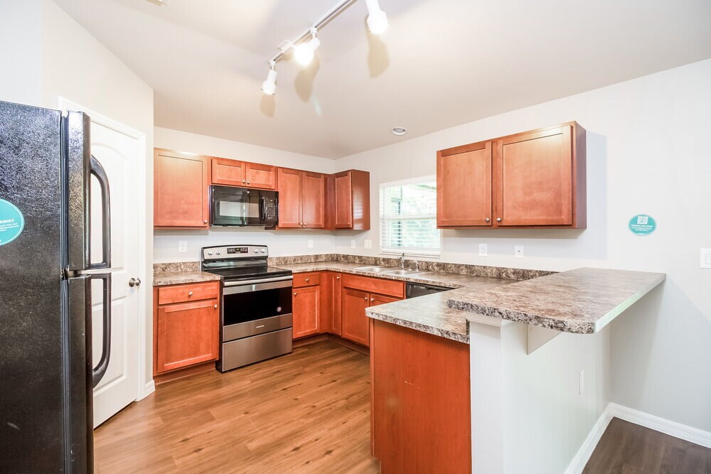 Building Photo - 626 SW 22nd Terrace