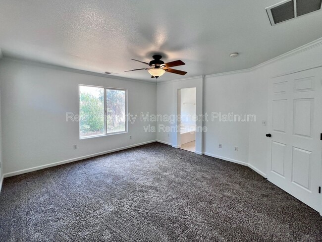 Building Photo - 6054 E Hampton Way
