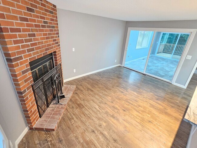 Building Photo - 8388 SW Lori Way