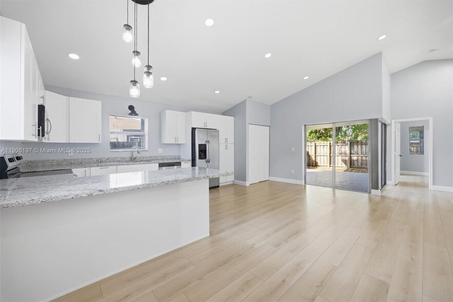 Building Photo - 13550 SW 286th Ter