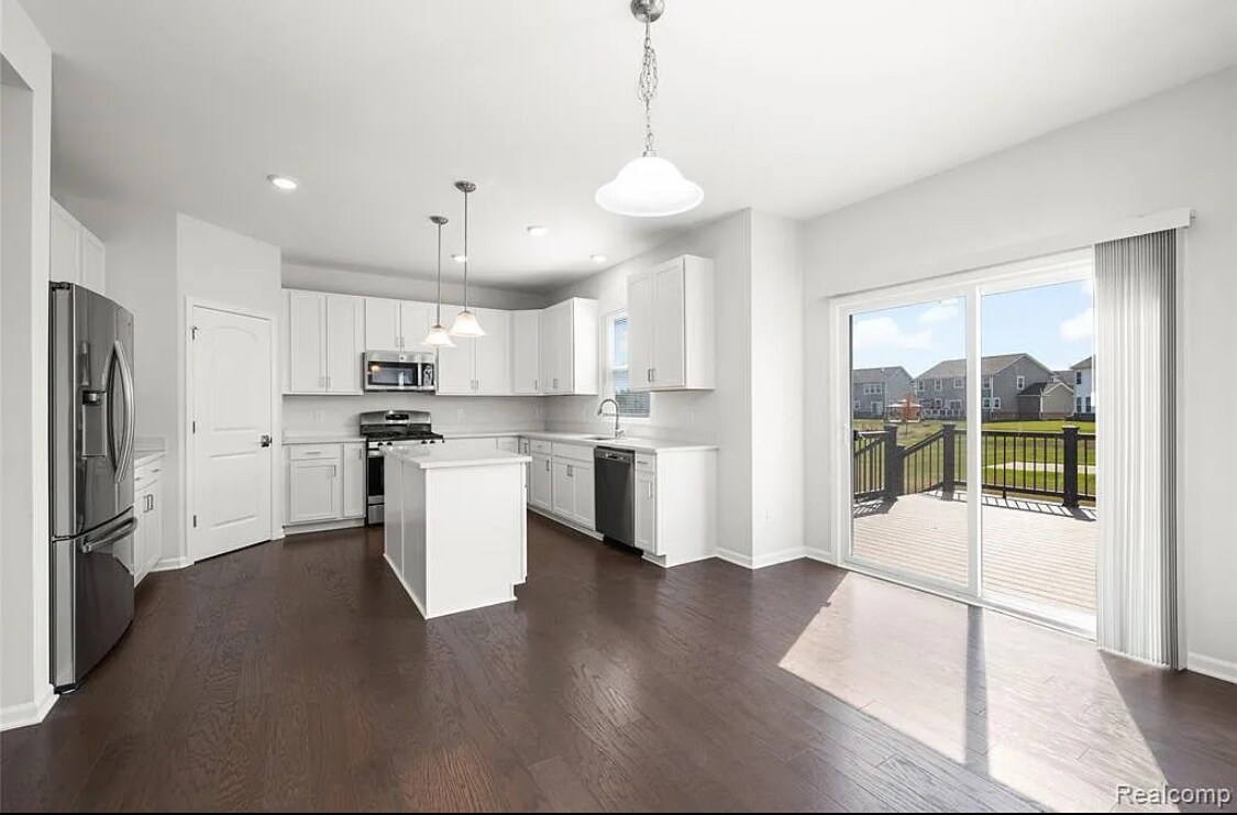 Building Photo - 3449 Haverford Dr