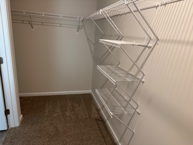 Building Photo - 8149 Huspa Ave