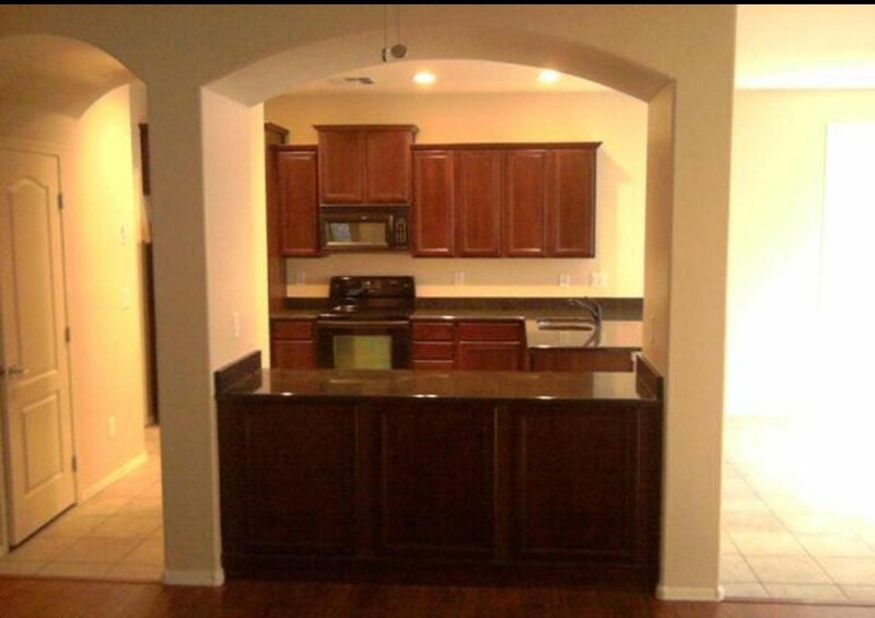 Building Photo - 2316 E Wayland Dr