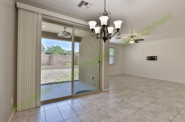 Building Photo - Beautiful 3-Bed/2-Bath Home in San Tan Valley’s The Parks Community.