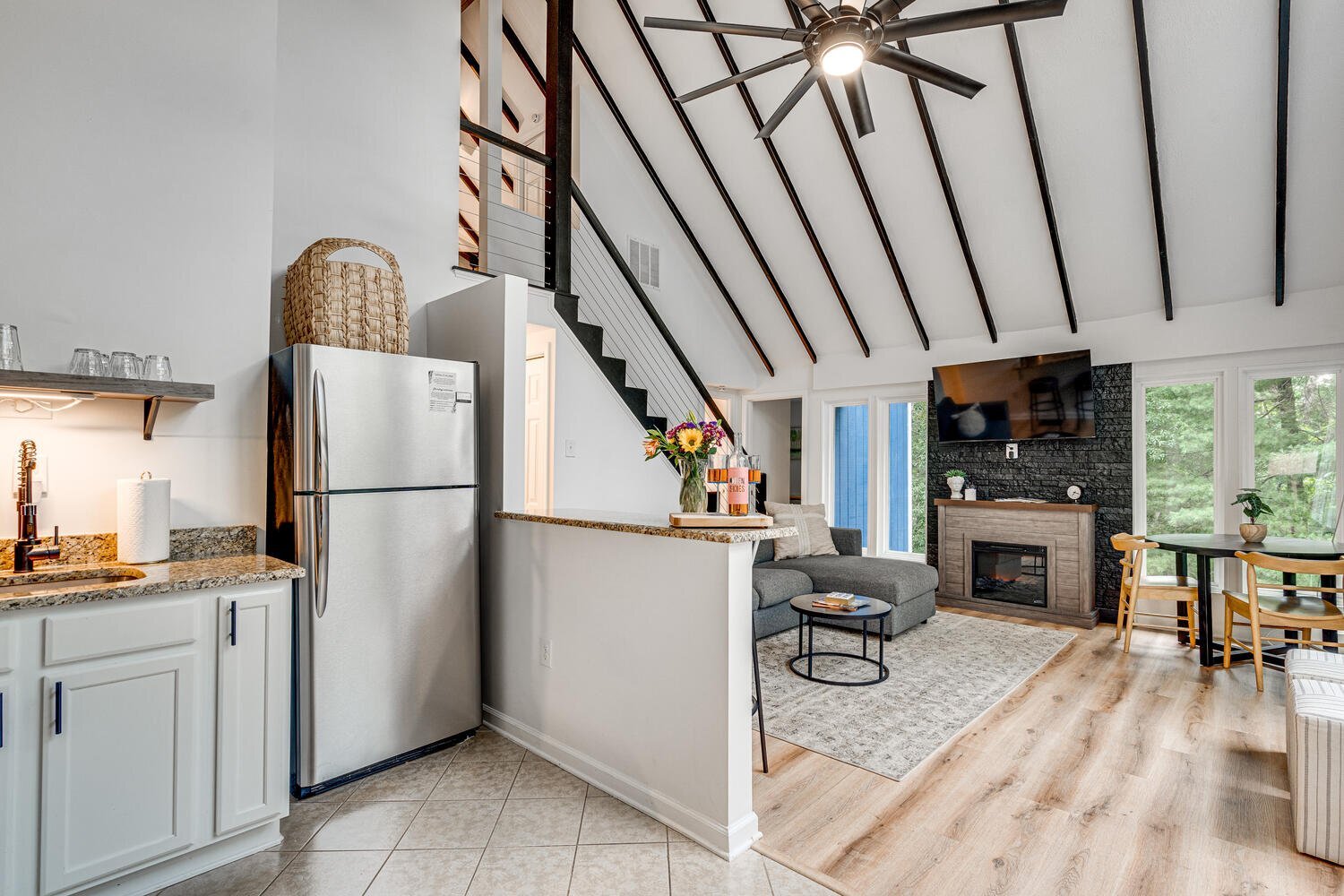 Building Photo - 241 Wildcat Dr