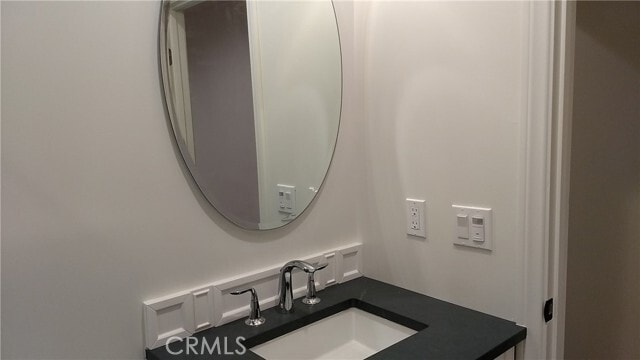 Building Photo - 1858 Euclid Ave