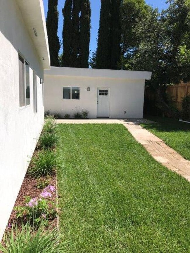 Building Photo - Hart RCLA RUBS