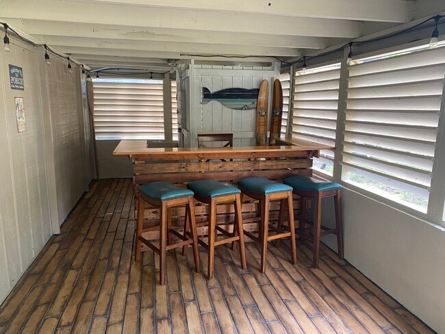 Building Photo - 1680 Hemingway Dr SW