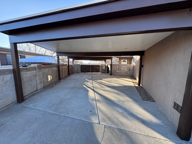 Building Photo - 11427 Angelina Pl NE