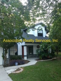 Building Photo - Cute Cottage Home on Cul-de-Sac!!
