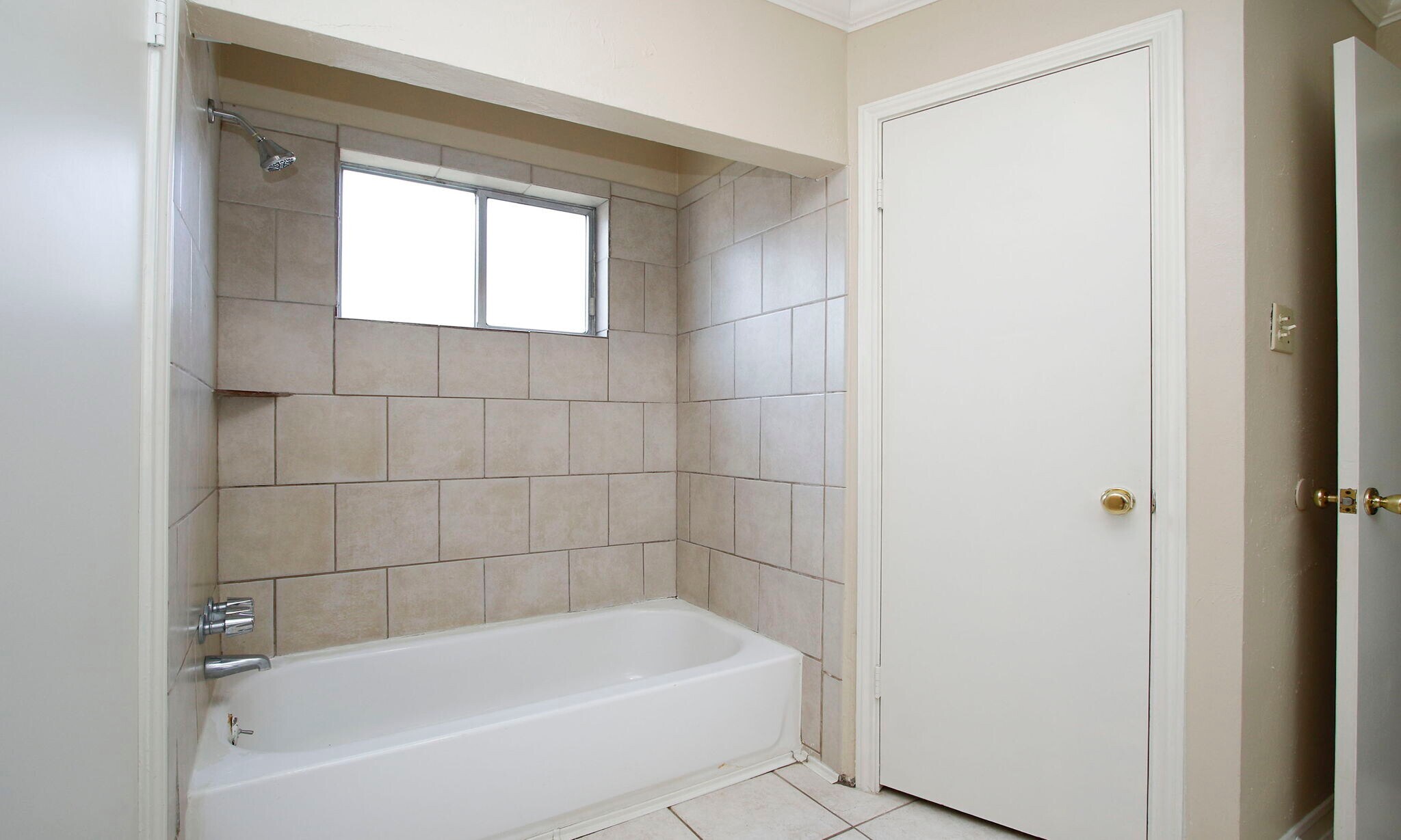 Building Photo - 21306 Park Run Drive