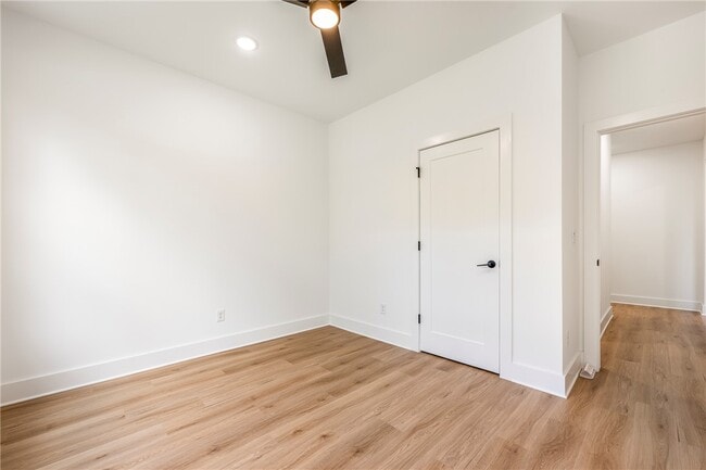 Building Photo - 17 Rupert Ln