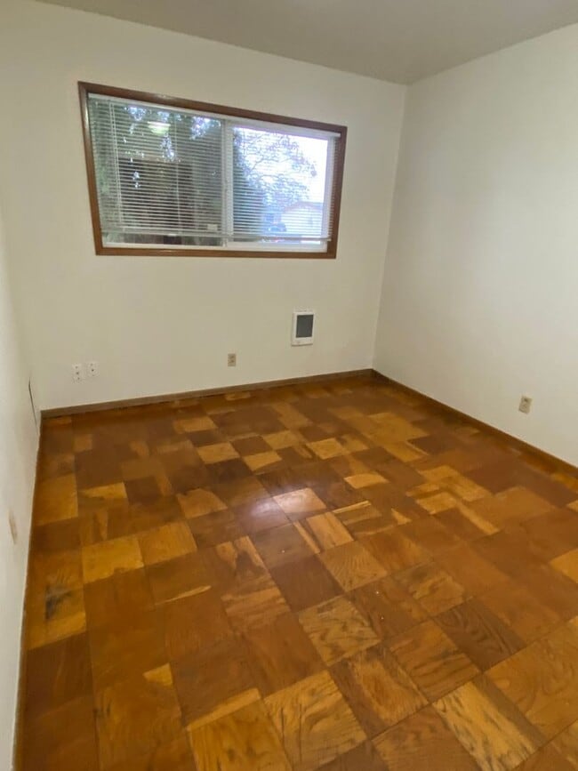 Building Photo - 8919 Travis Dr