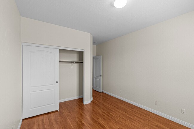 Building Photo - Beautiful West Vegas Home With Next Gen Suite