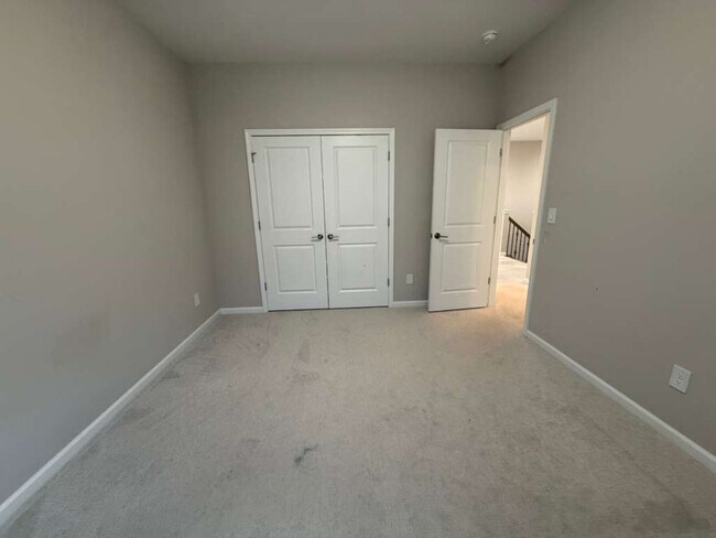 Building Photo - 128 Reids Cv Dr