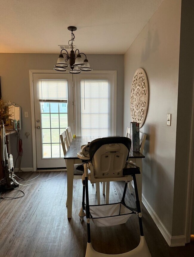 Building Photo - 9028 Whispering Pines Blvd