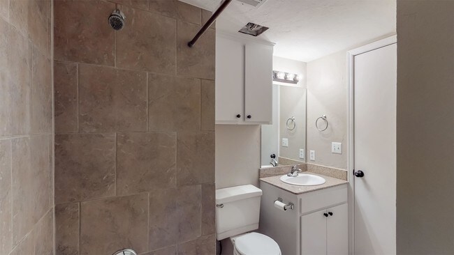 Building Photo - 106 Sahoma Terrace