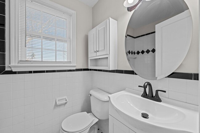 Building Photo - Three bedroom home for rent