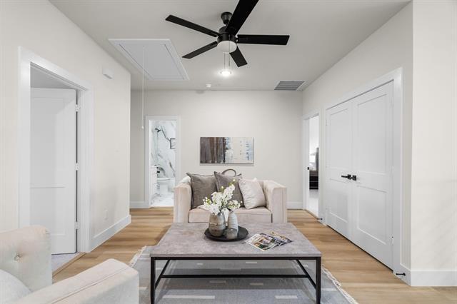 Building Photo - 2340 Alsiddiq Dr