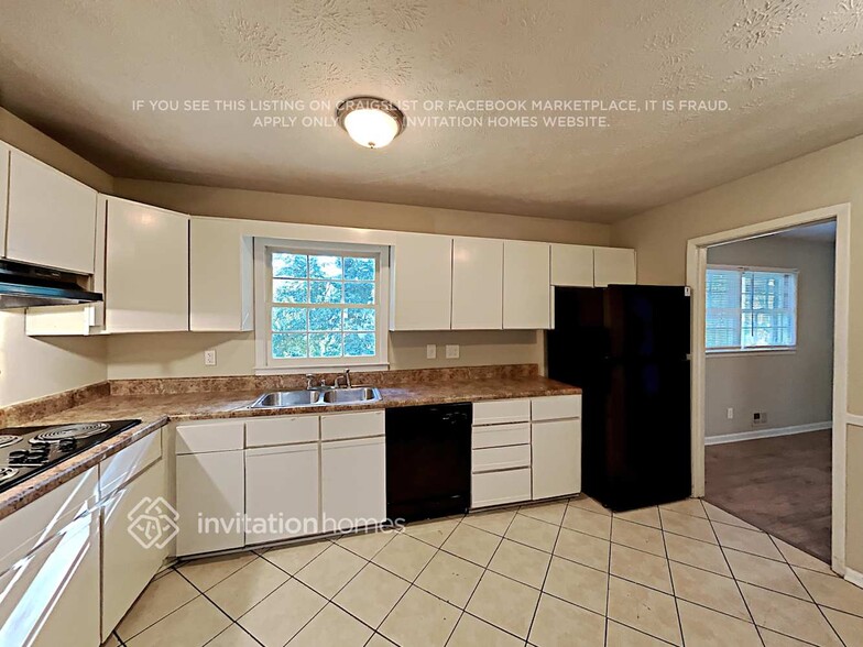 Building Photo - 758 Corundum Ct