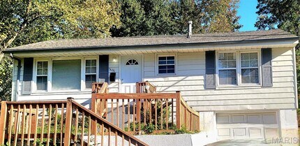 Building Photo - Ranch-style three-bedroom