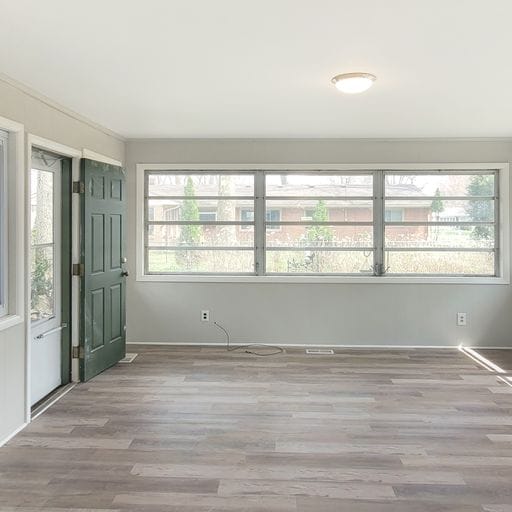 Building Photo - 3628 Naples Dr