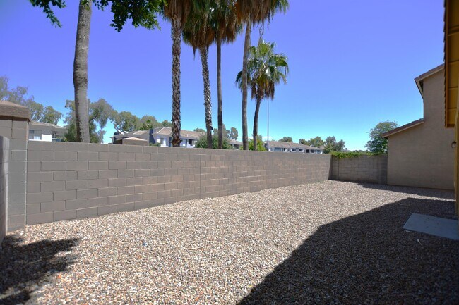 Building Photo - 5310 E Harmony Ave