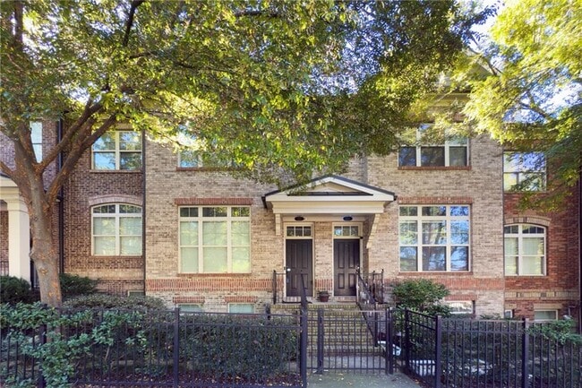 Primary Photo - 1221 Lavista Rd NE