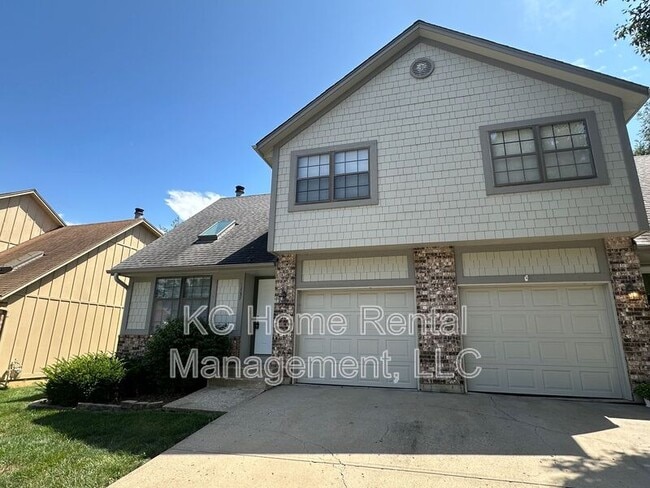 Building Photo - 10037 W 86th Terrace