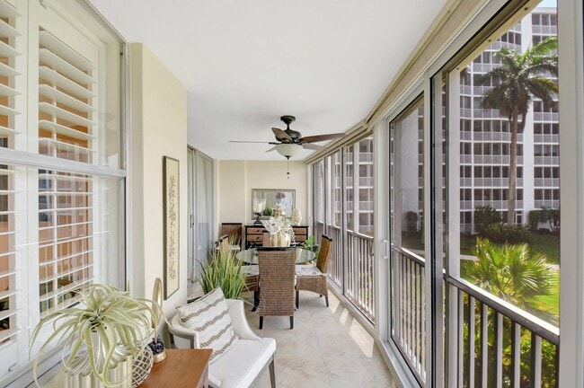Building Photo - 3224 S Ocean Blvd