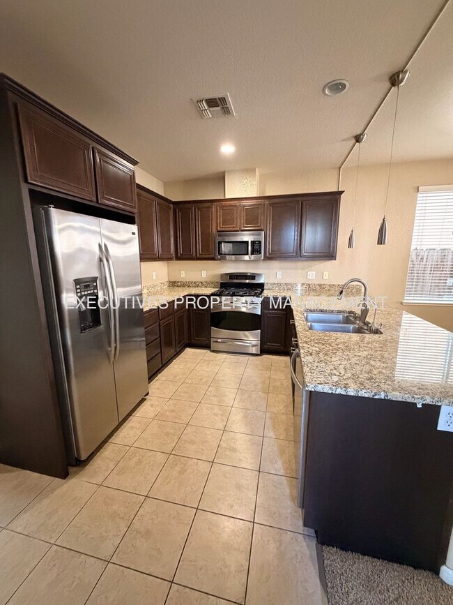 Building Photo - 3895 Bethpage St