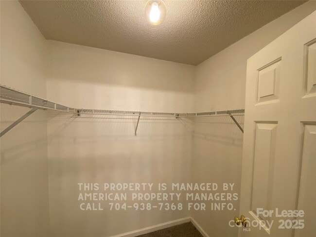 Building Photo - 152 Purple Finch Ln