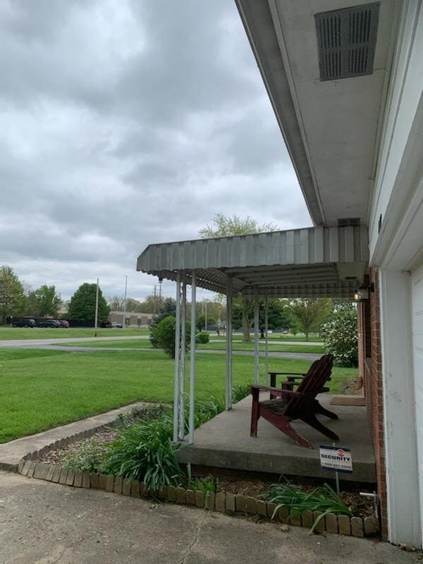 Building Photo - 8022 Rahke Rd