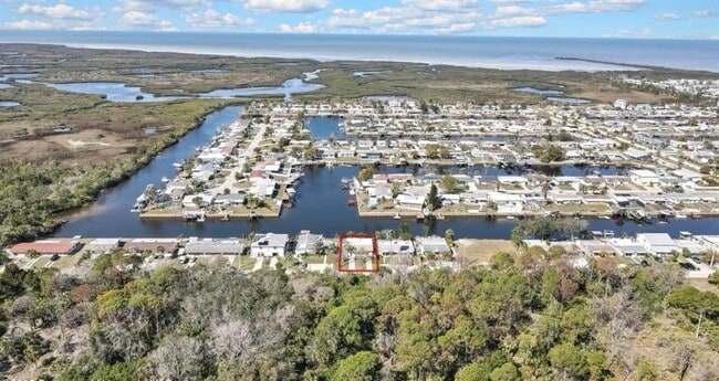 Building Photo - 12527 1st Isle