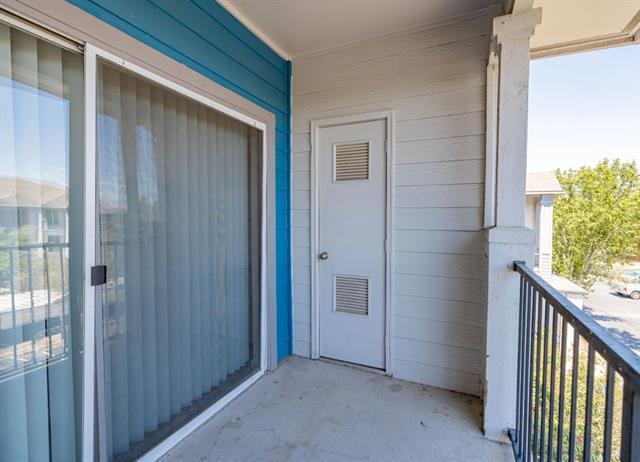 Building Photo - 10505 S I-35 Frontage Rd