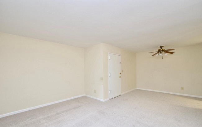 Building Photo - Charming 1BR/1BA Condo in Cardinal Forest, Springfield! Rent Includes Gas, Water, Sewer & Trash