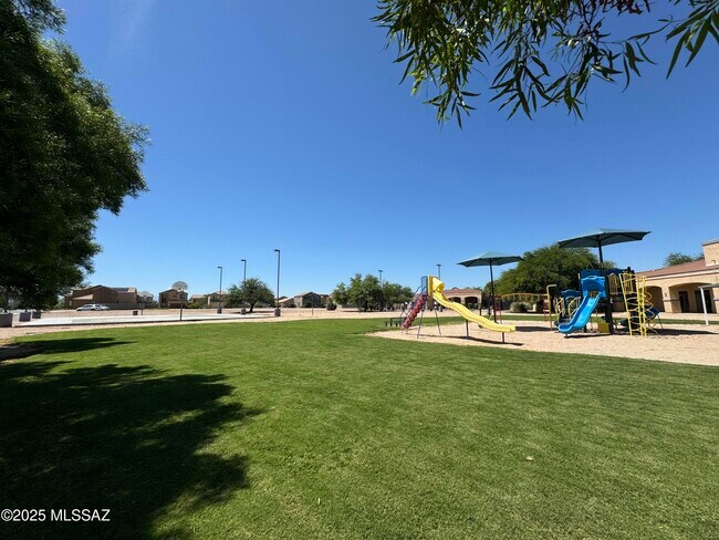 Building Photo - 6590 E Cooperstown Dr
