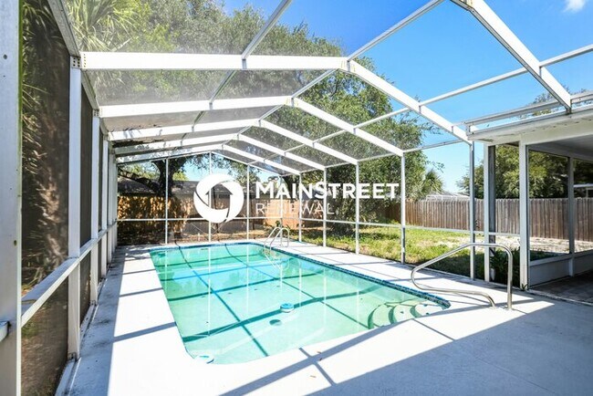Building Photo - 3 Bedroom Pet-Friendly Home in Port Richey, FL with Main Street Renewal
