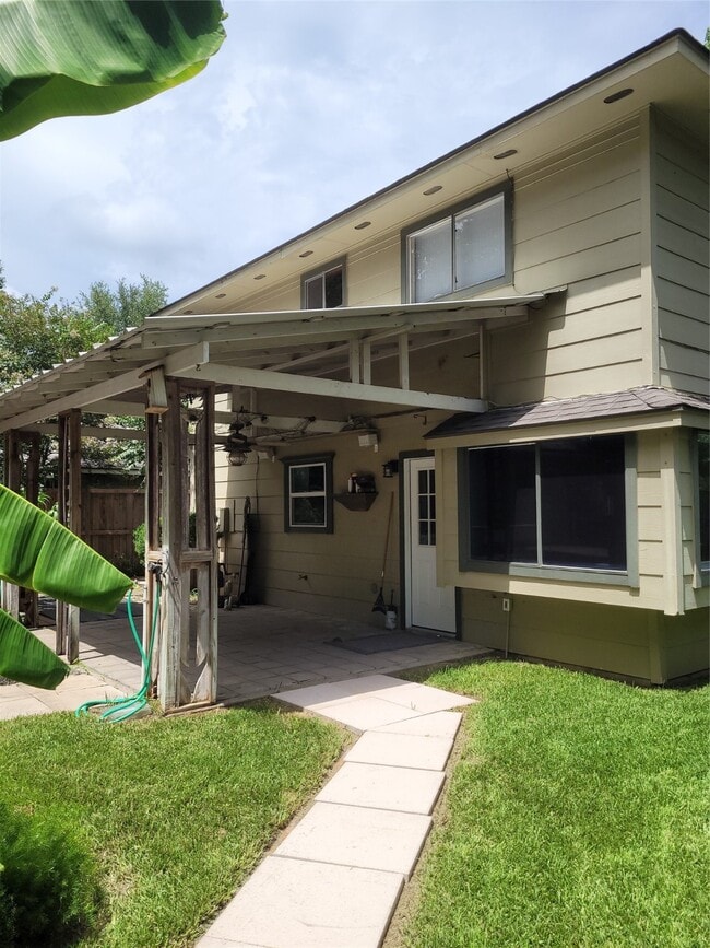 Building Photo - 21515 Nottinghill Dr