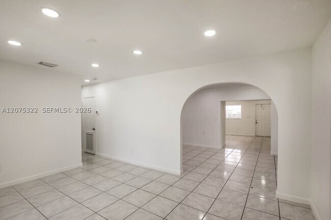 Building Photo - 14544 SW 105th Ct