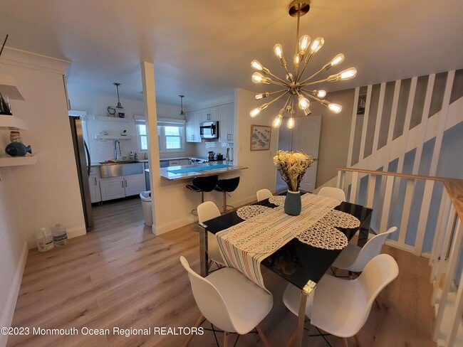 Building Photo - 18 Village Rd