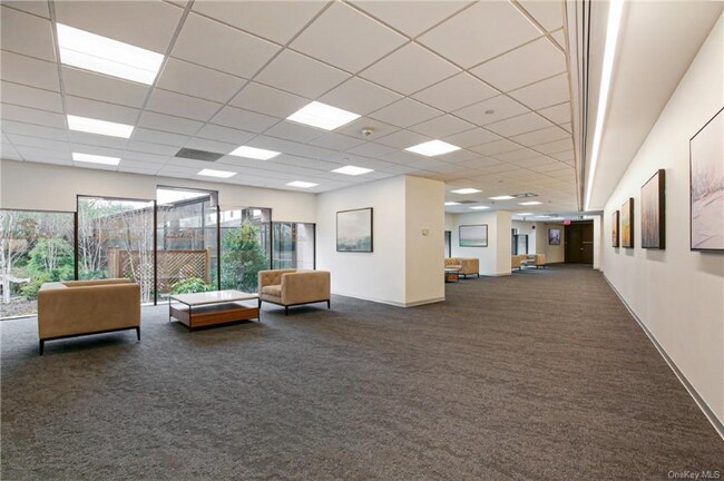 Building Photo - 4 Martine Ave