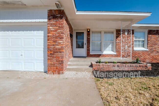 Building Photo - 4712 N Sterling Ave