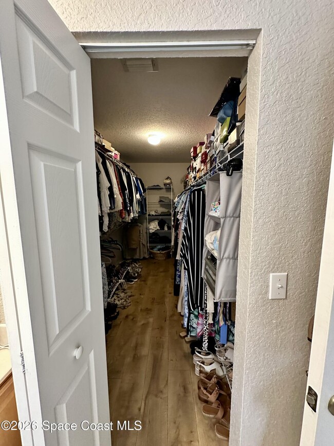 Building Photo - 1278 Guy Island Dr