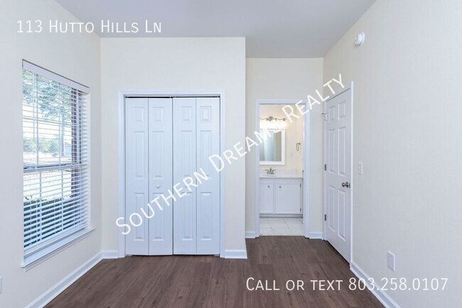 Building Photo - 113 Hutto Hill