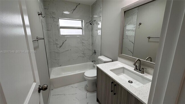 Building Photo - 4101 NW 30th Terrace