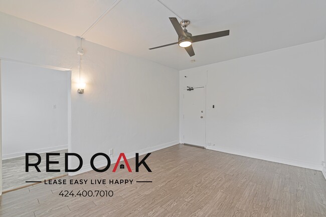 Building Photo - ~1 Month FREE~ Sunlit and Spacious Studio ...