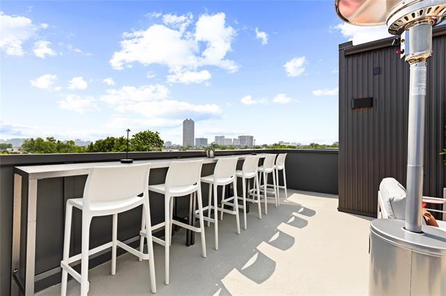 Building Photo - 1906 Annex Ave