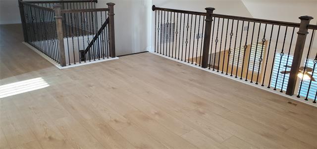 Building Photo - 908 Foxglove Dr