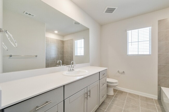 Building Photo - 209 Caliber Ct